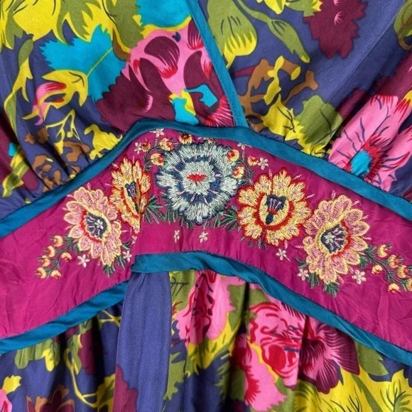 Johnny Was Embroidered Silk Tunic Dress Blue Pink Floral Size Large